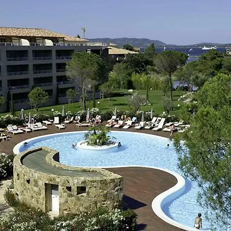 Porto-vecchio Sleeps 4 Pool Air Con T805887 Ferienhaus